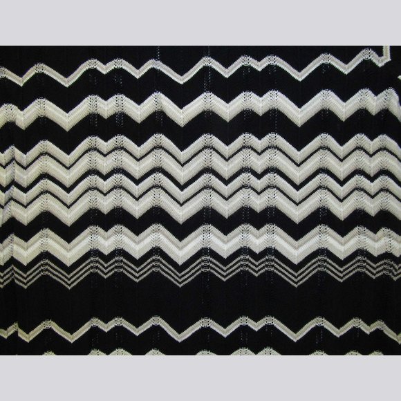 Ann Taylor LOFT Short Sleeve Knit Cardigan Sweater - Picture 4 of 4